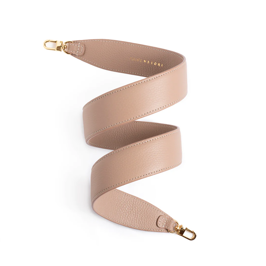 LOVE HOOK STRAP ALMOND