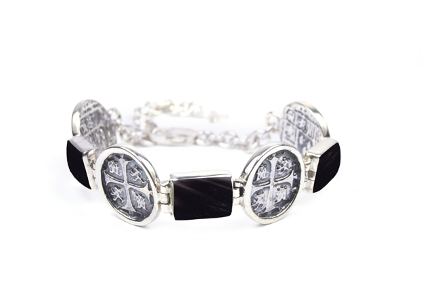 MONEDA SILVER COW HORN SQUARE BRACELET
